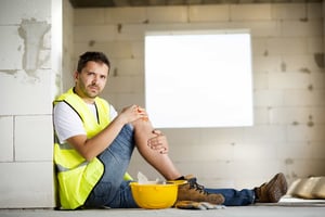 graphicstock-construction-worker-has-an-accident-while-working-on-new-house_S0Zyj80qbZ